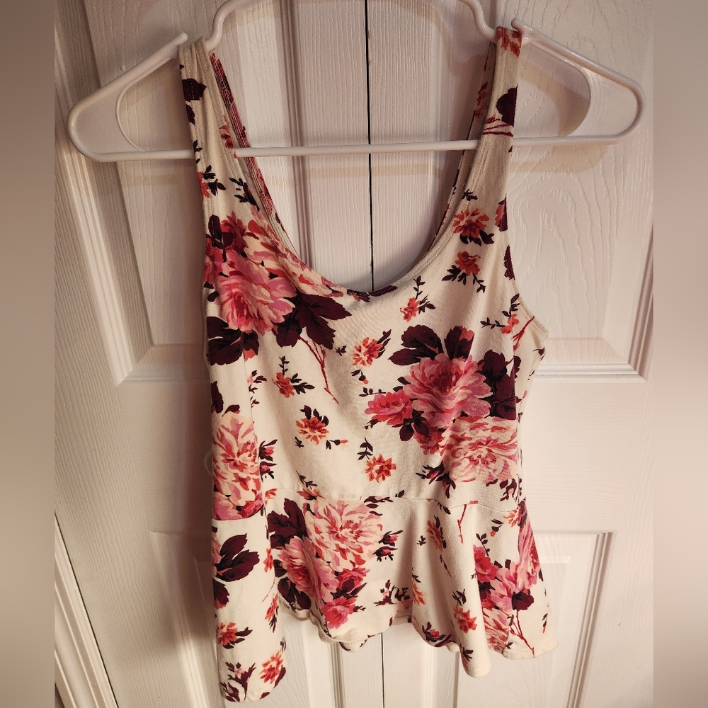 Express Women White and Pink Floral Camisole Sizw Medium